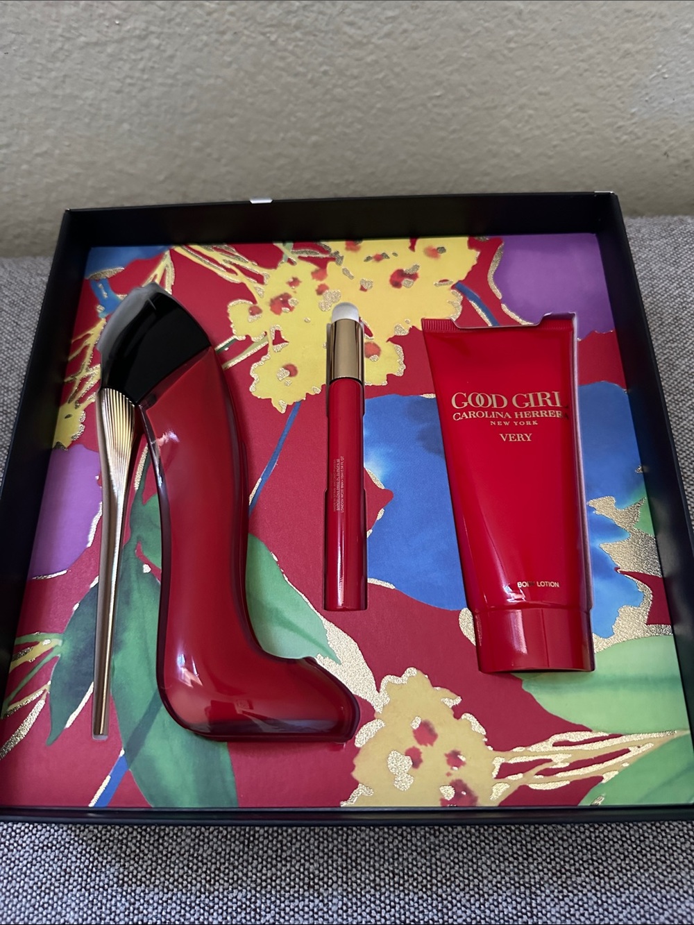 Carolina Herrera Good Girl 80 ml Set - Red with Gold Accents